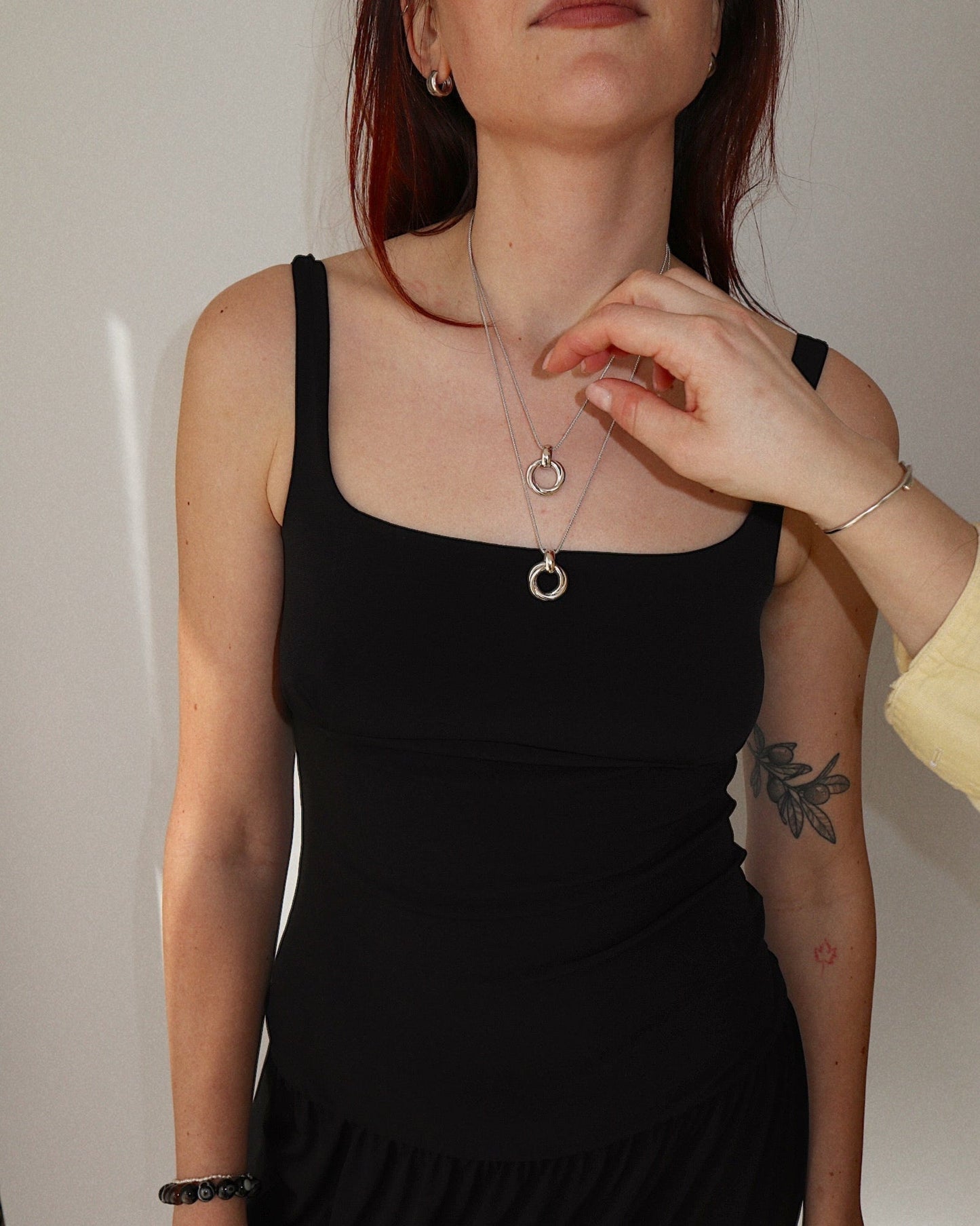 'Eliason' Interlocked Knot Necklace - Lines & Current