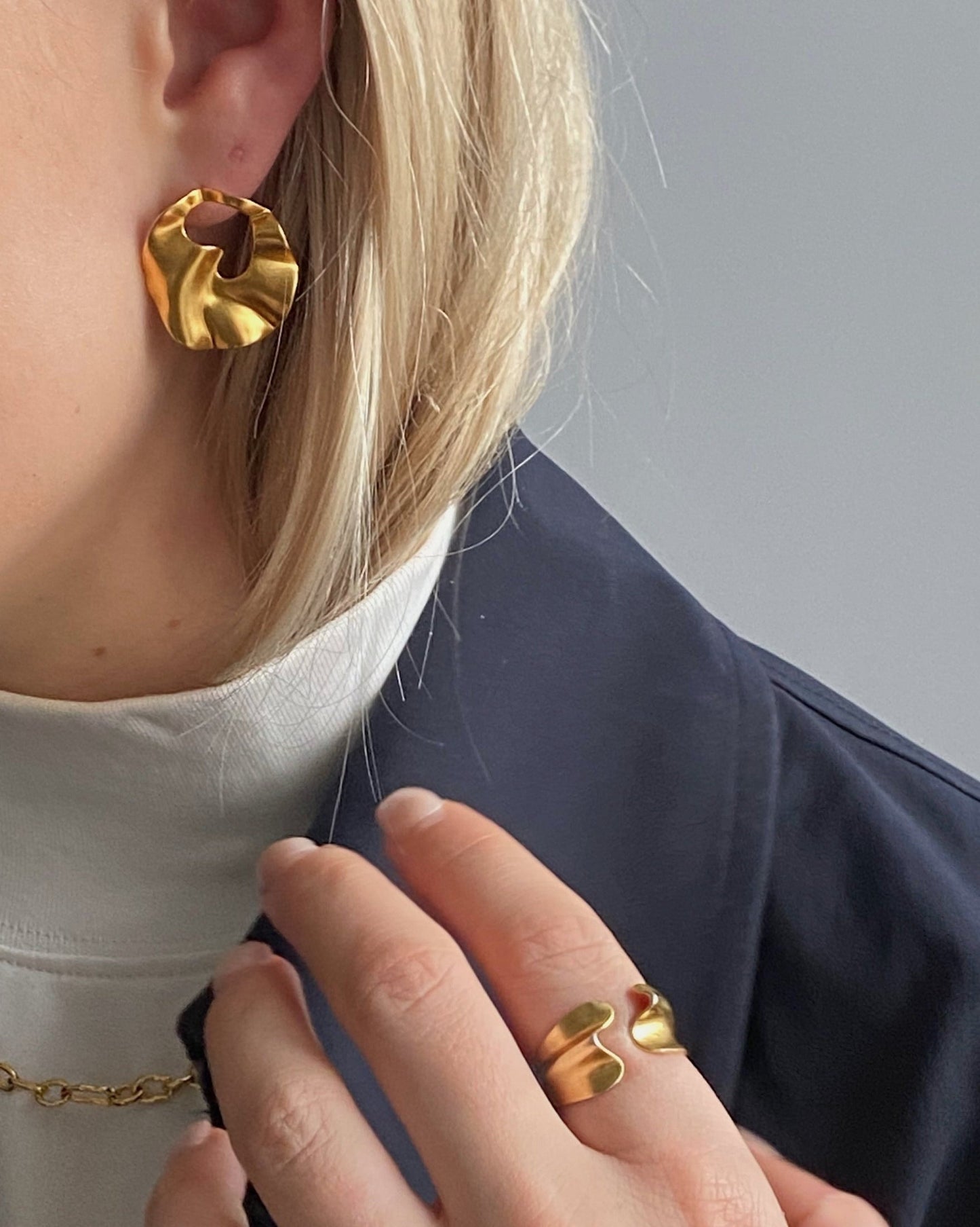 'Rainn' Sculpt Earrings