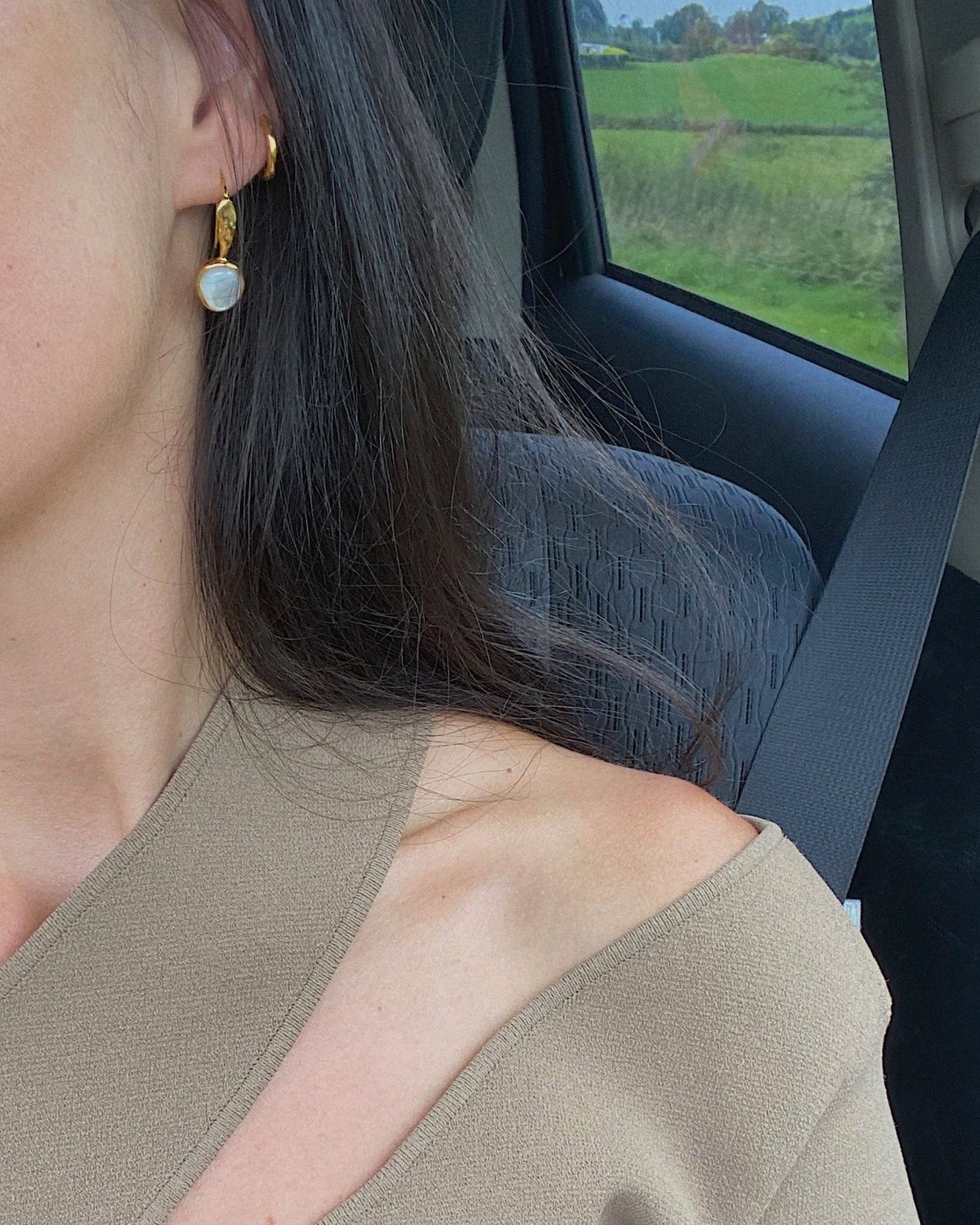 'Sigrid' Shell Drop Earrings