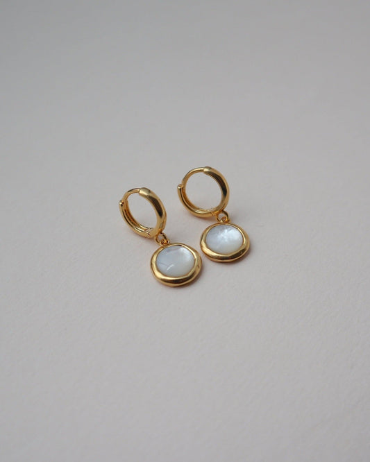 'Sigrid' Shell Huggies