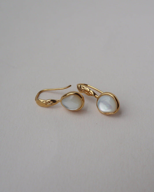 'Sigrid' Shell Drop Earrings