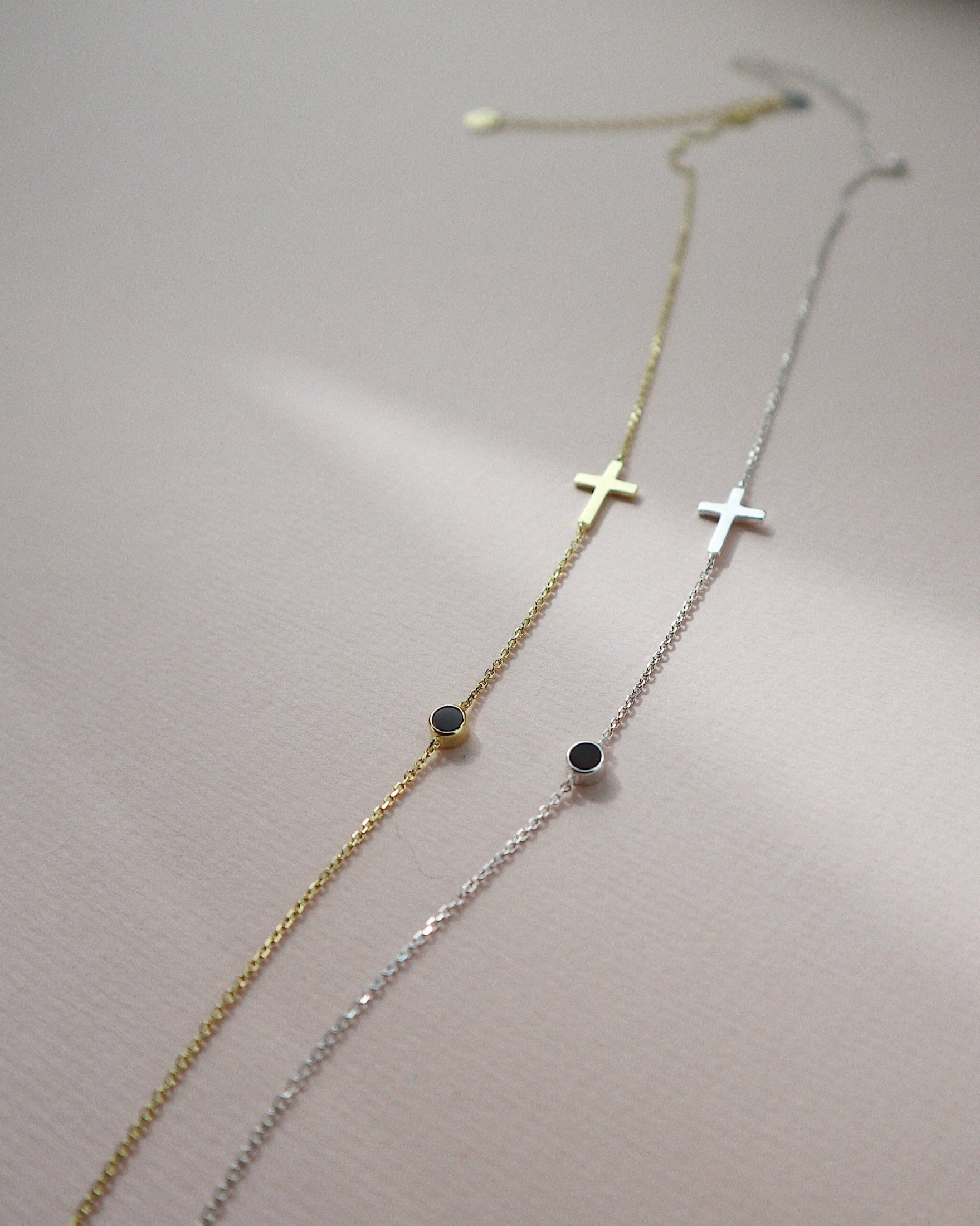 Cross Mona Choker Necklace