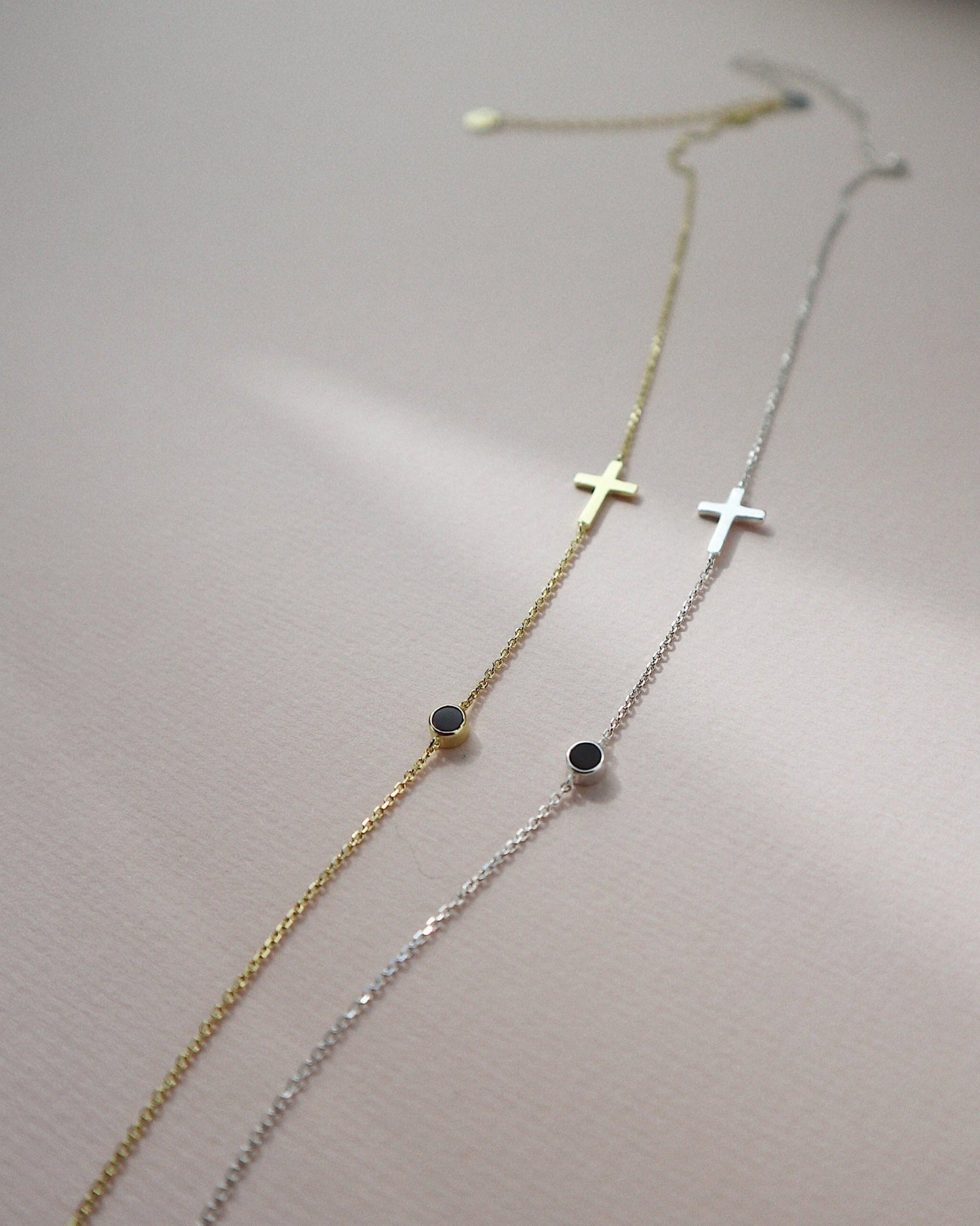 Cross Mona Choker Necklace