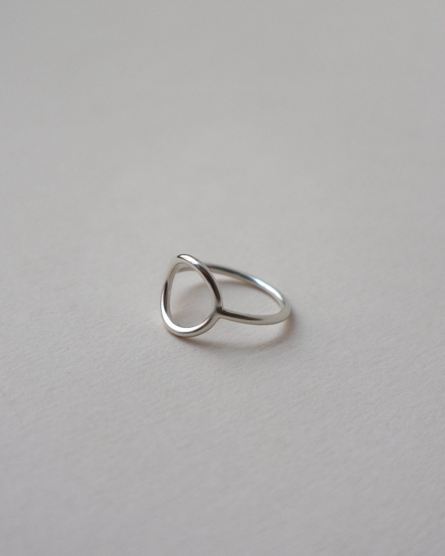 'Oda' Open Circle Ring