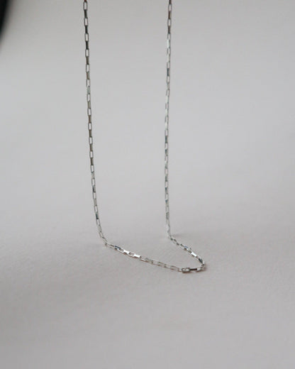 Boxy Boxy 18" Chain