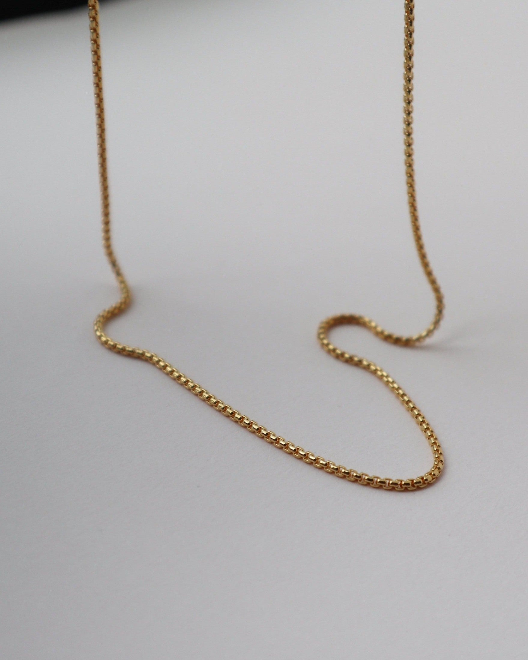 'Riley' Box Chain