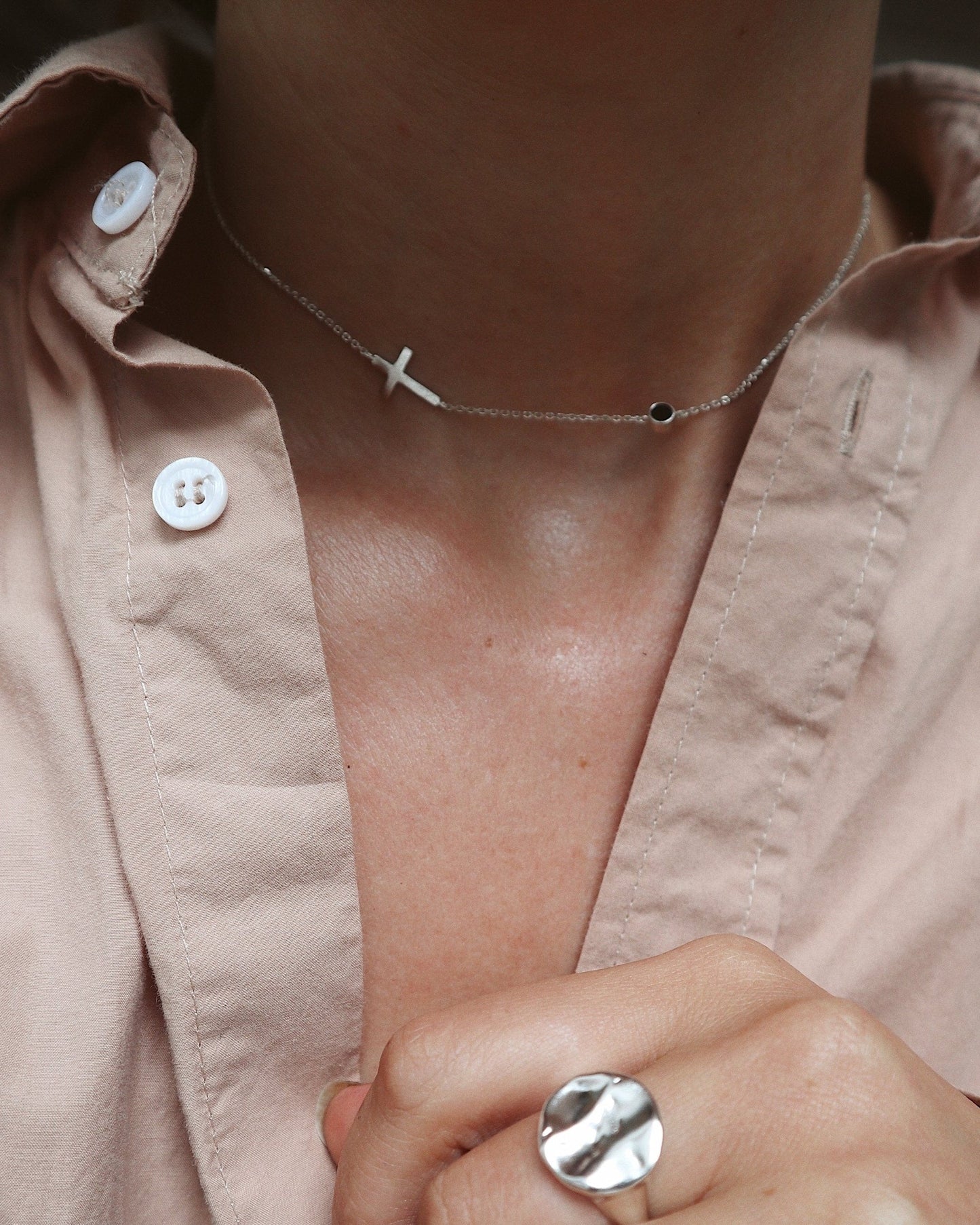 Cross Mona Choker Necklace