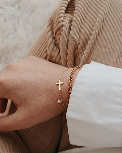 The Cross Chain Bracelet