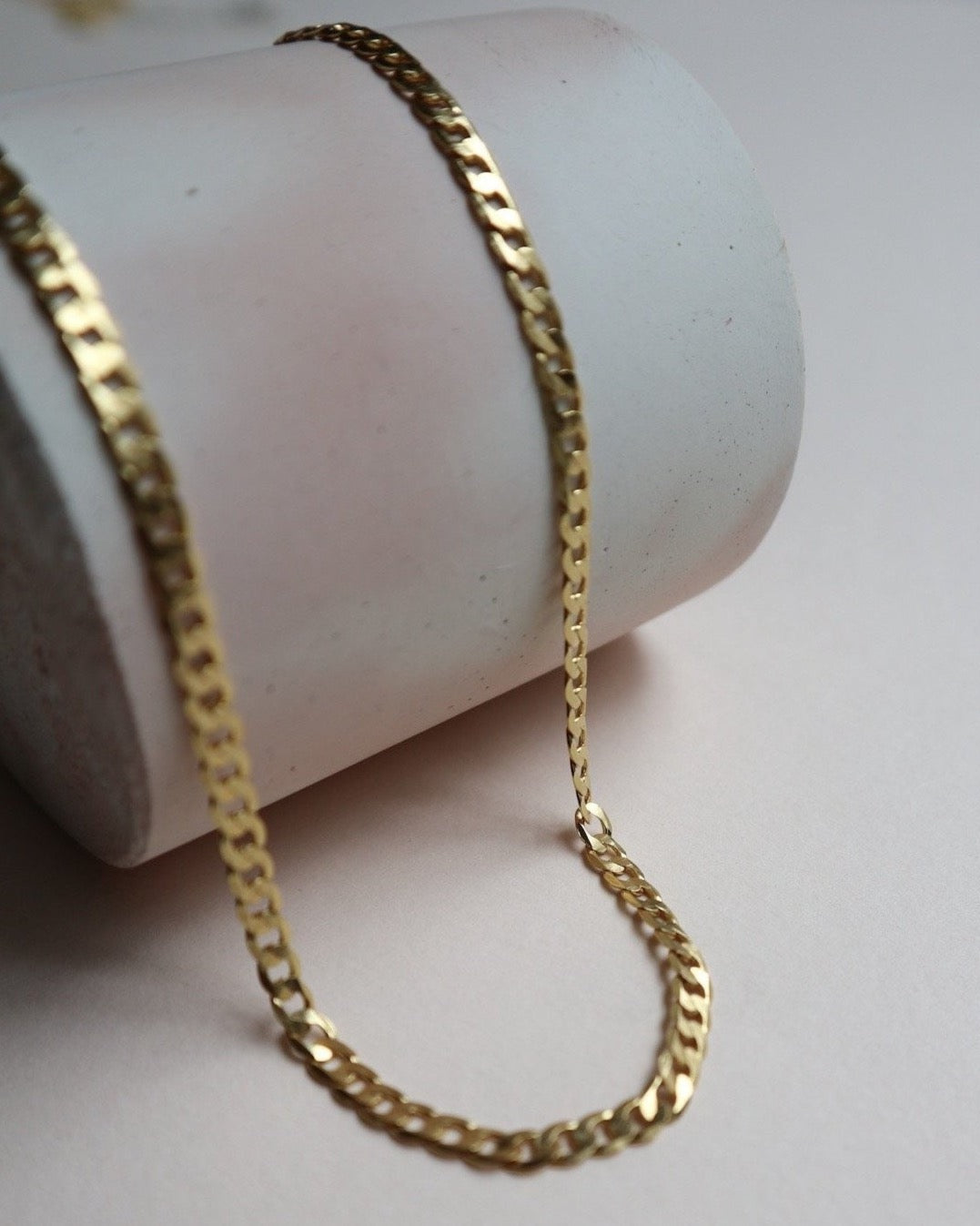 'Carrie' Curb Chain Necklace
