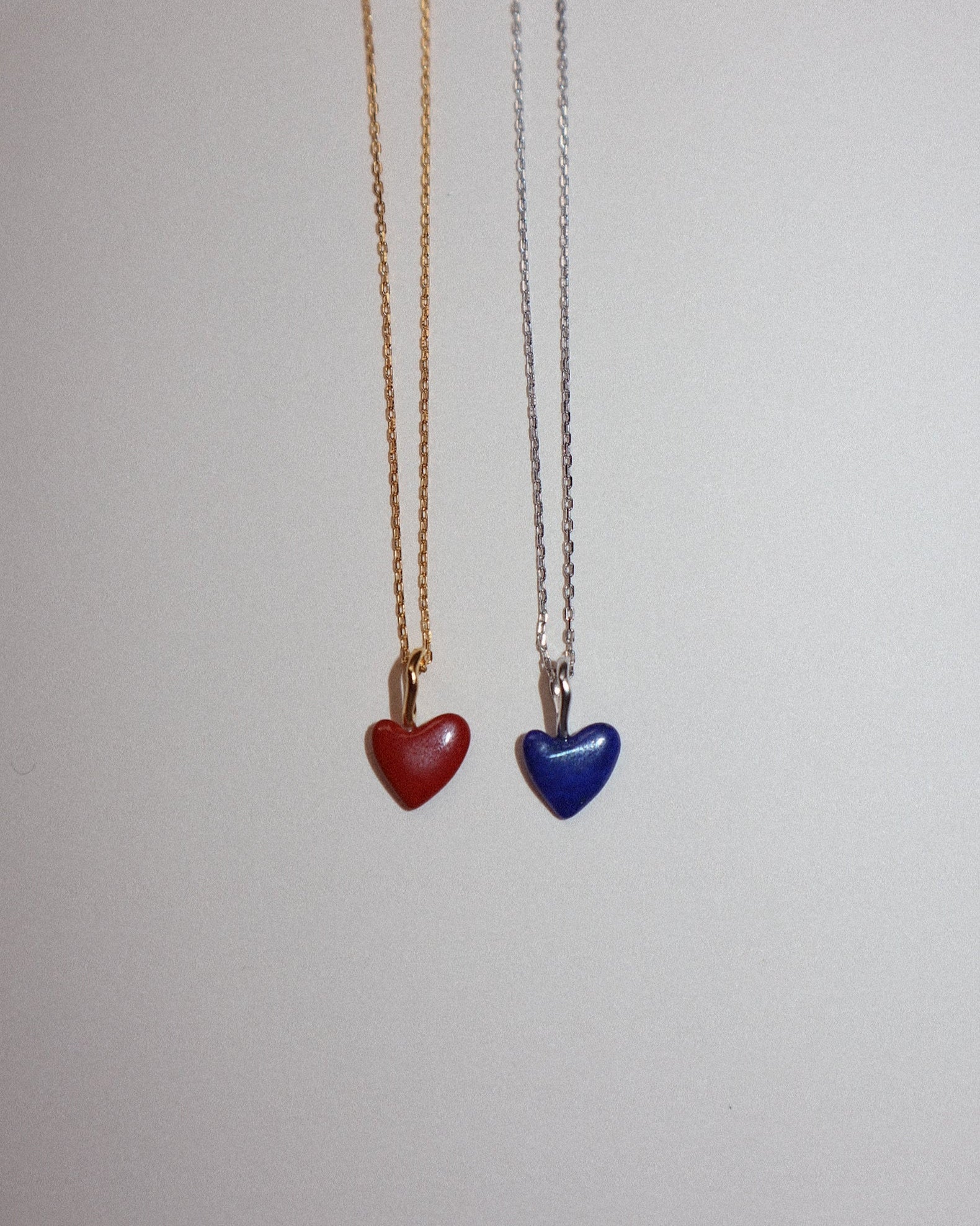 'Andie' Tiny Heart Charm Necklace - Lines & Current