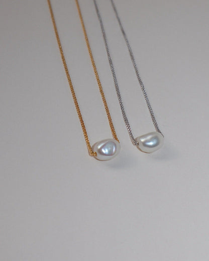 'Emelia' Pearl Chain Necklace