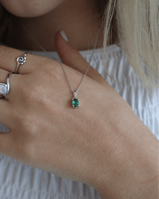 'Kate' Green Oval Necklace