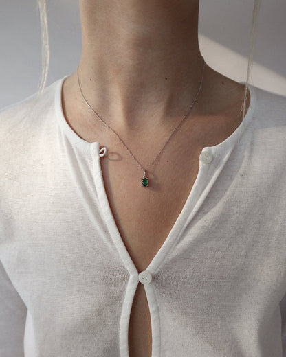 'Kate' Green Oval Necklace