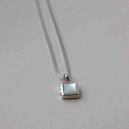 Mini 'Saoirse' Shell Locket
